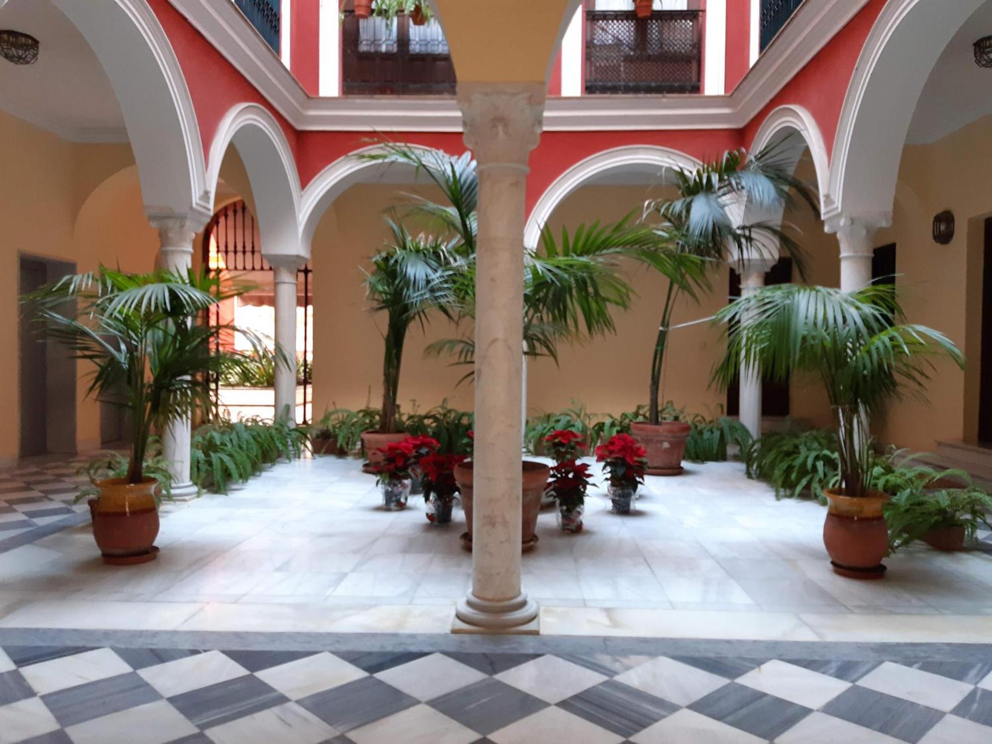 Pilatos Central Superior, Seville